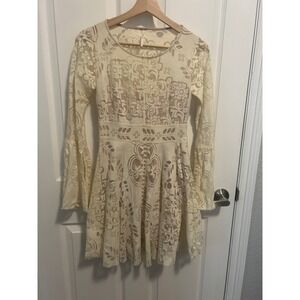 Free People Ivory Lace Bell Sleeve Mini Dress Size 2 Boho Festival
